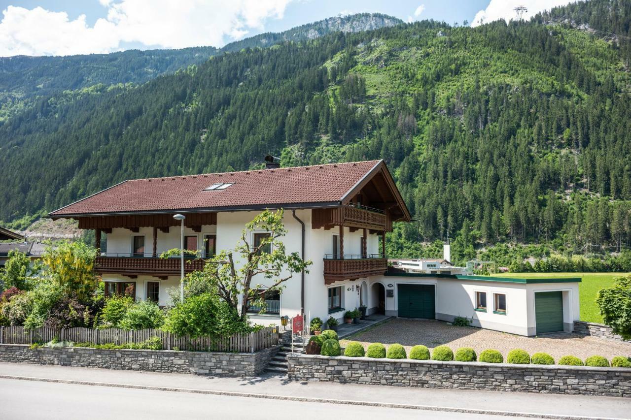 Landhaus Tyrol Apartment Mayrhofen Exterior photo