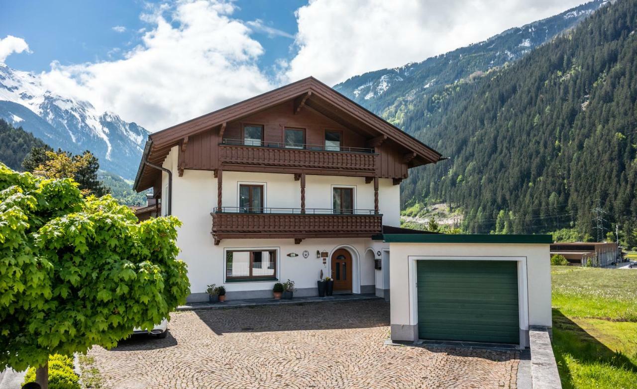Landhaus Tyrol Mayrhofen Exterior photo